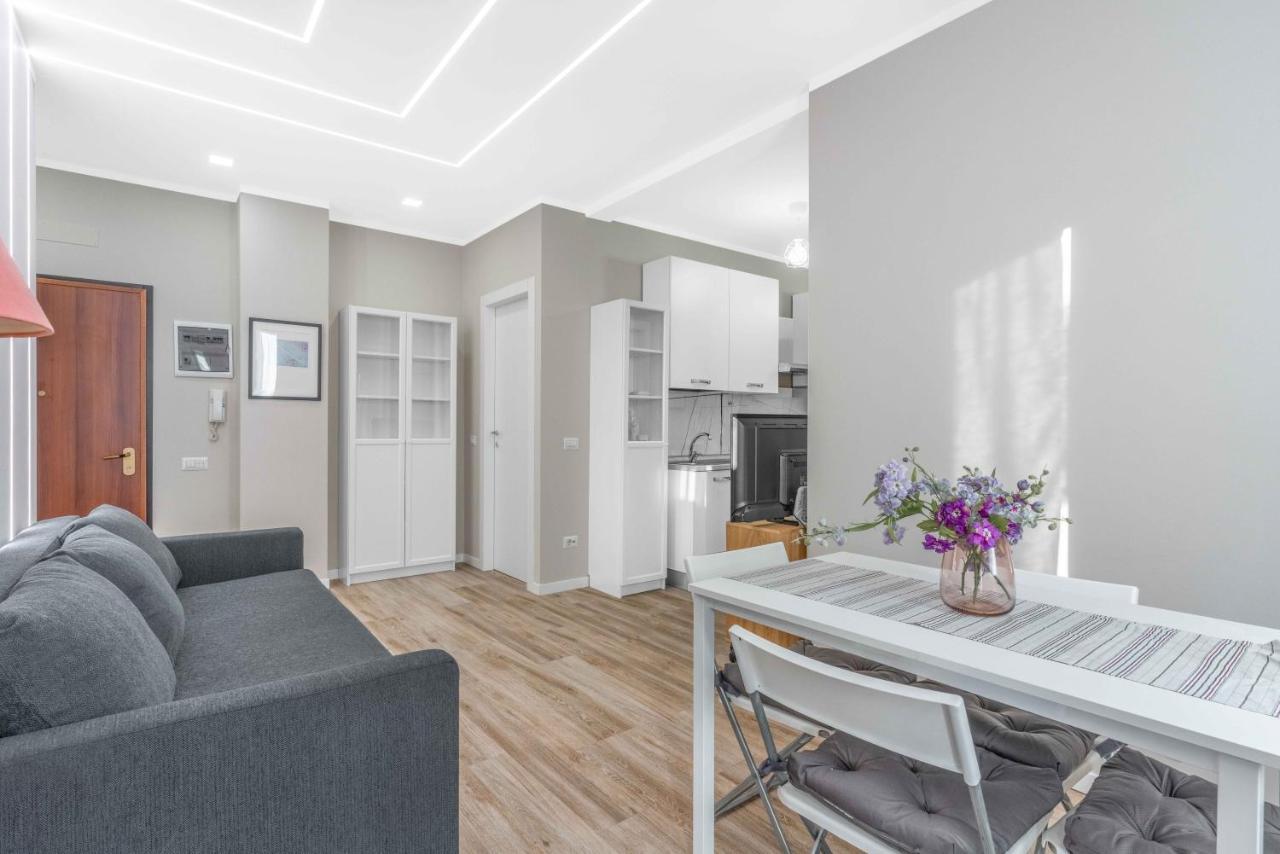 Bo13 -Crescenzago- Bright - Wifi - Elegant Leilighet Milano Eksteriør bilde