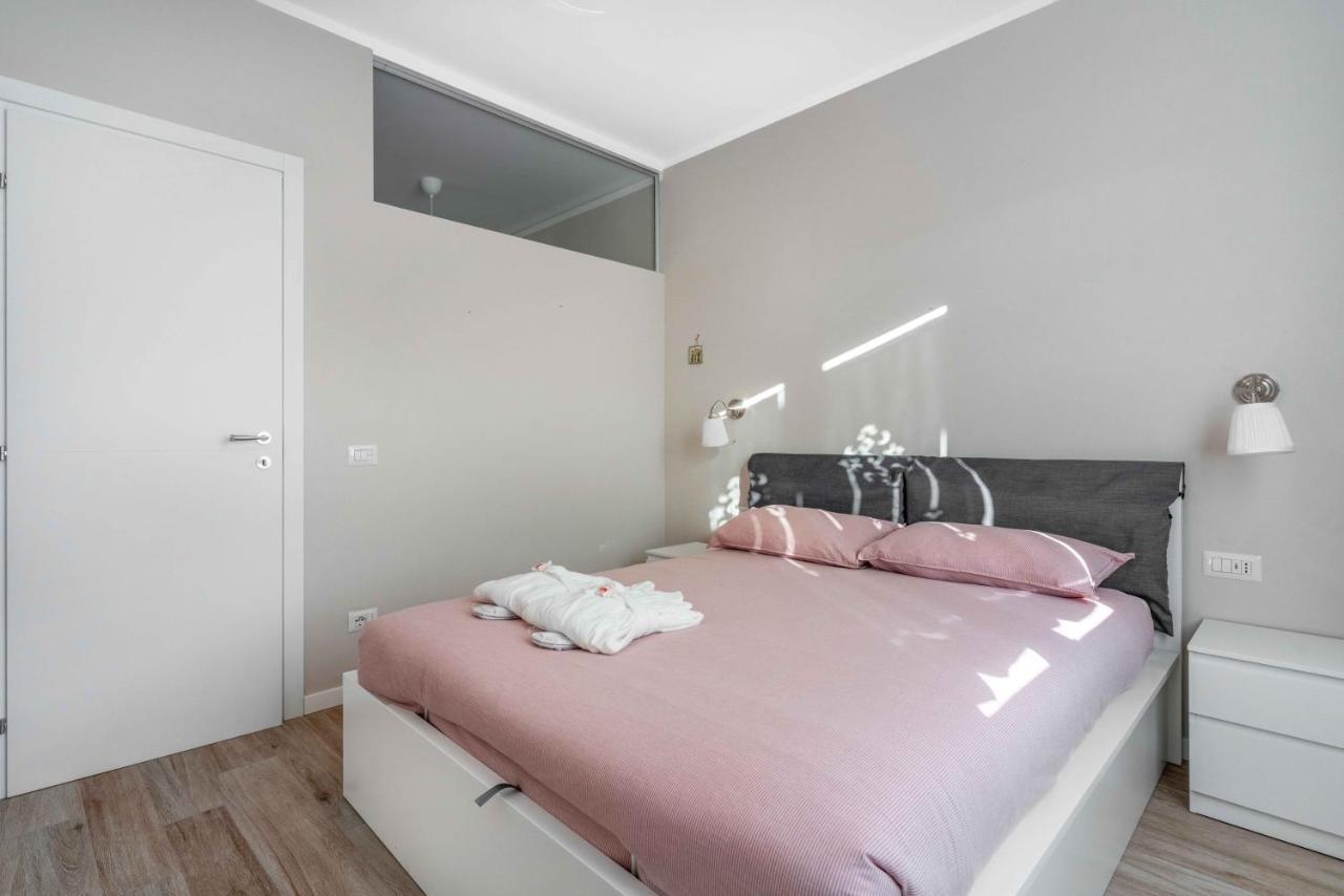 Bo13 -Crescenzago- Bright - Wifi - Elegant Leilighet Milano Eksteriør bilde