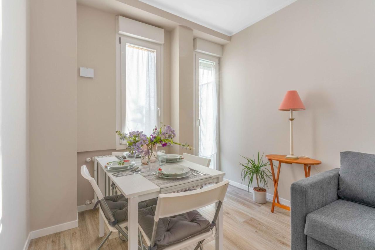 Bo13 -Crescenzago- Bright - Wifi - Elegant Leilighet Milano Eksteriør bilde